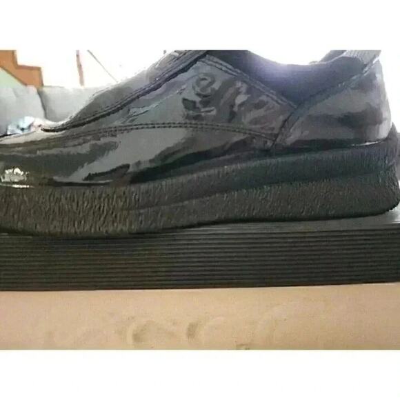 ECCO Soft Pxford Sneakers Sz US 8-8.5 (EU 41) New WithouBox Patent Leather Black - Picture 2 of 9